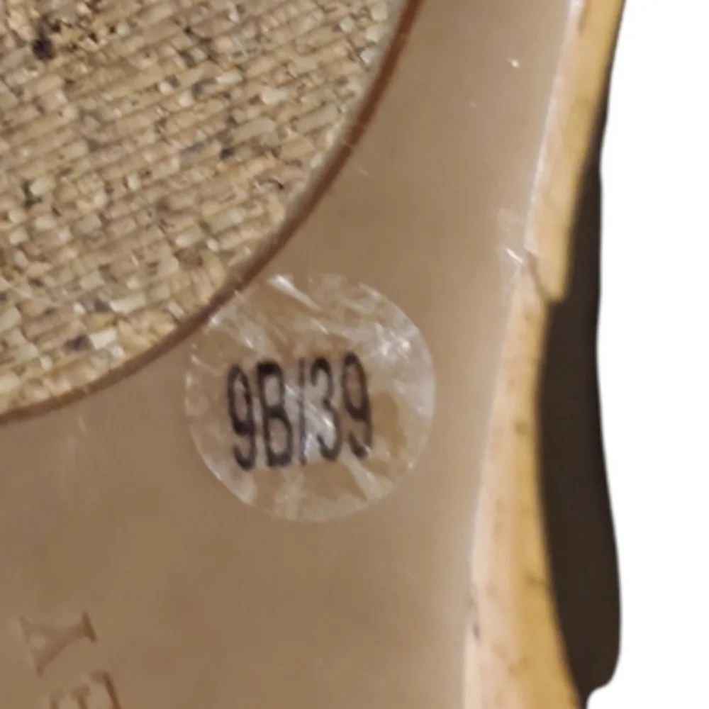 Laura Ashley Brown Peep toe wedge heels. - Picture 9 of 9